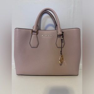MICHAEL KORS Camille Large Pebbled Satchel
